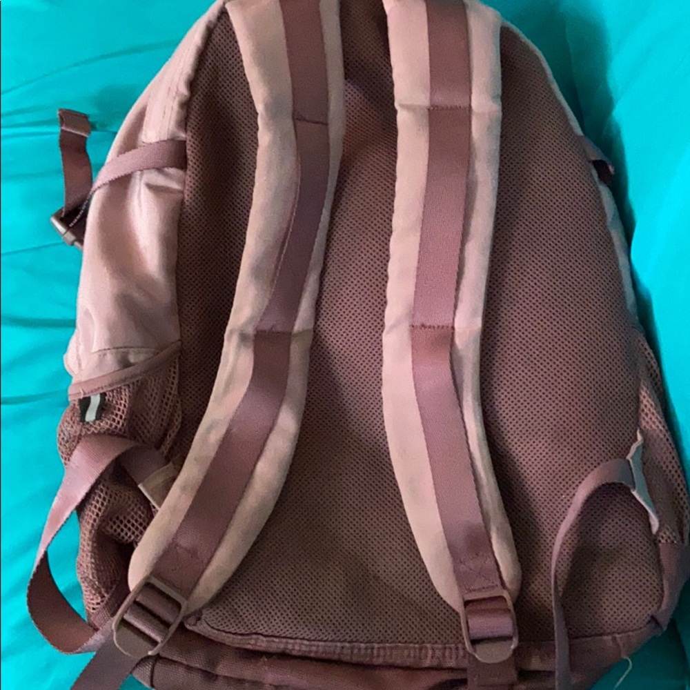 Pink back pack - Picture 2 of 3